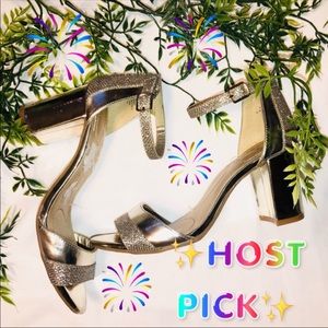 Bandolino Champagne open toe Sandal Heel size 5.5